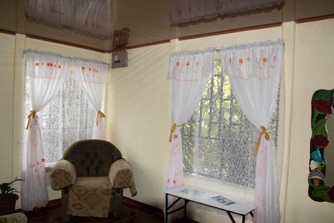 The Corner House Διαμέρισμα Tortuguero Εξωτερικό φωτογραφία
