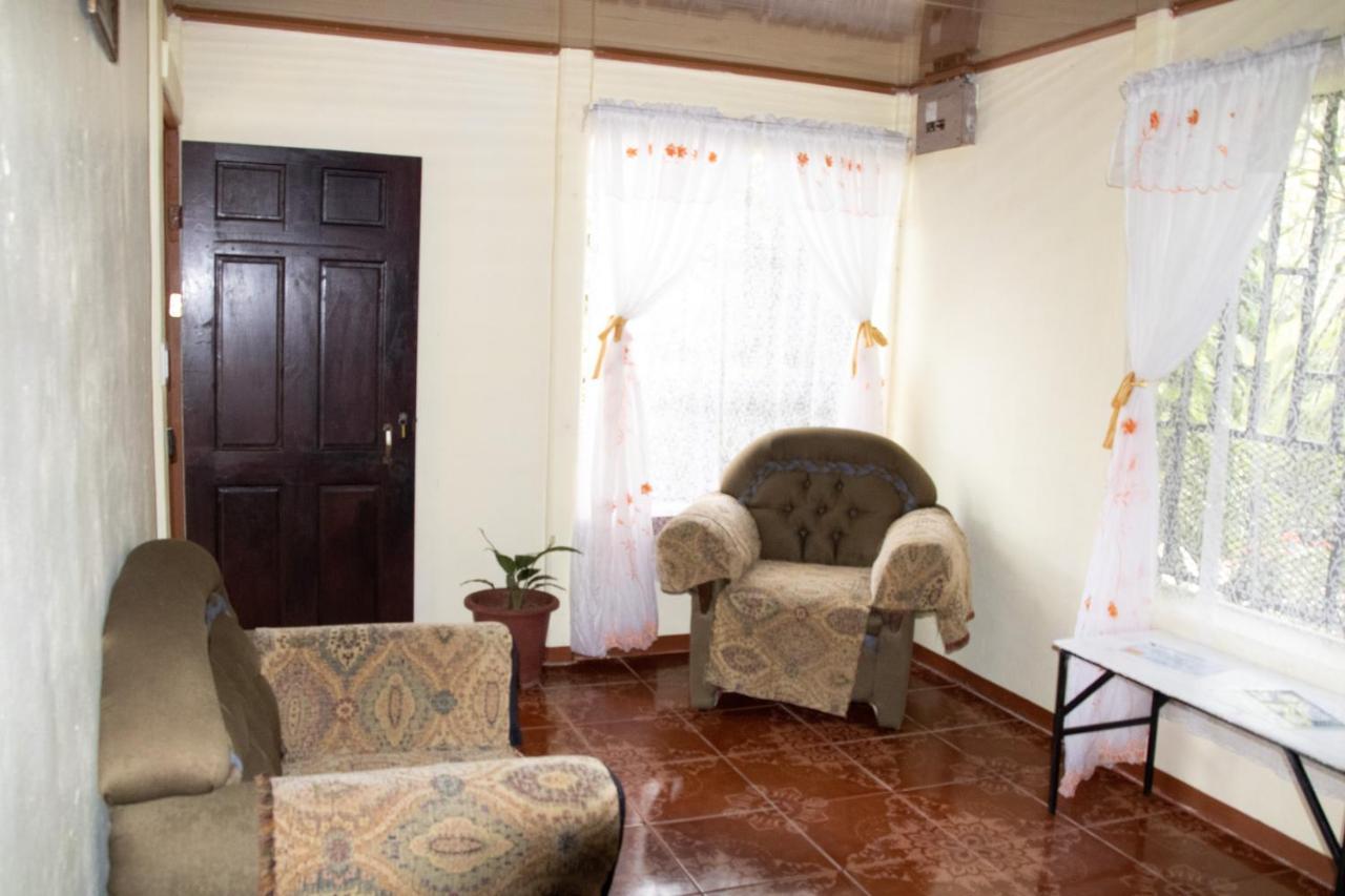 The Corner House Διαμέρισμα Tortuguero Εξωτερικό φωτογραφία