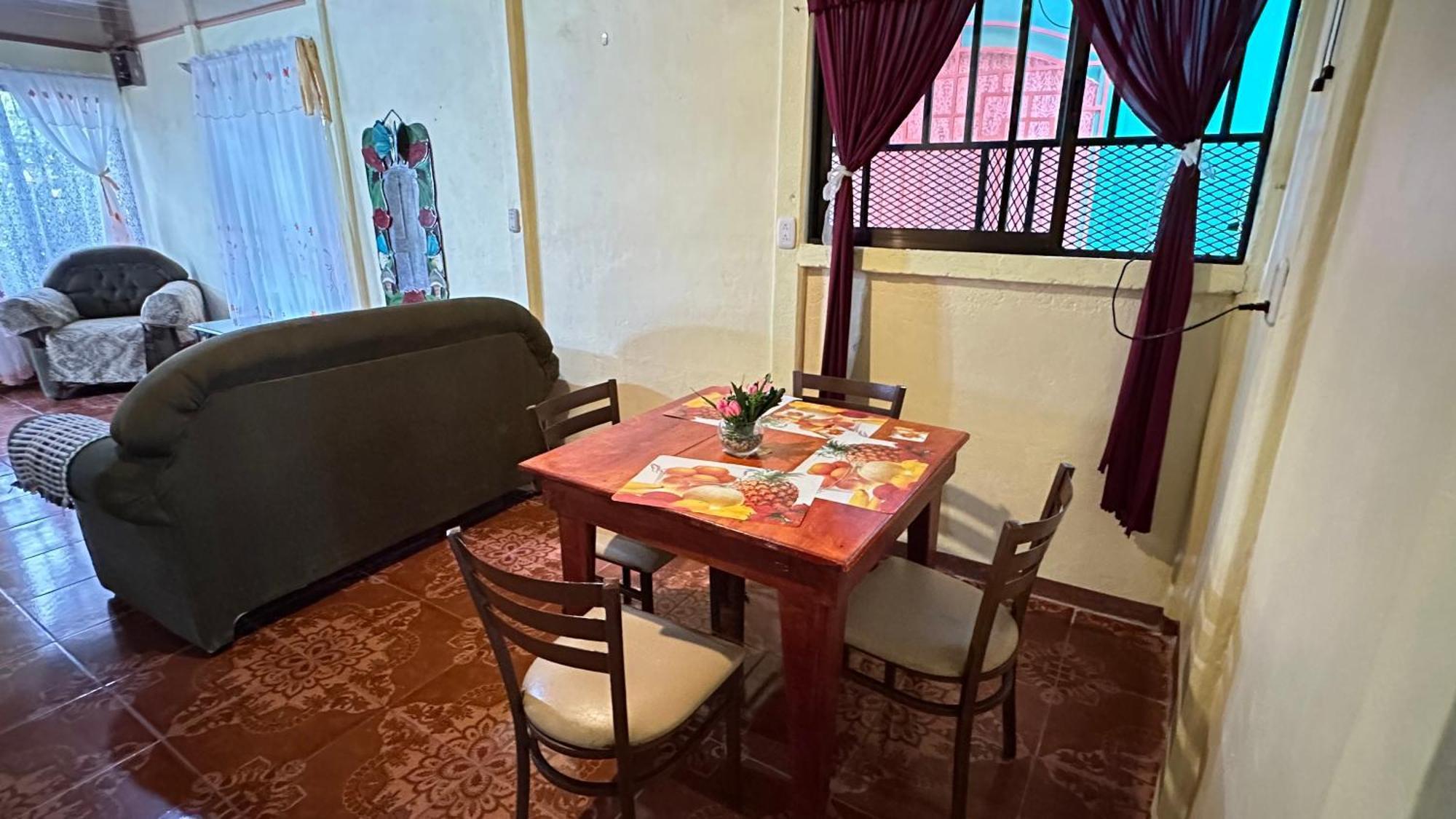 The Corner House Διαμέρισμα Tortuguero Εξωτερικό φωτογραφία